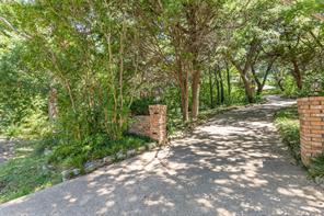 1190 Whispering Oaks Drive - Photo 35