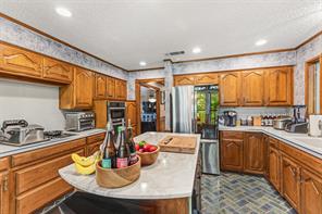1190 Whispering Oaks Drive - Photo 8