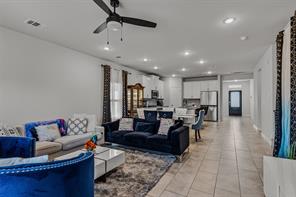 736 Carmen Street - Photo 10