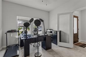 736 Carmen Street - Photo 21
