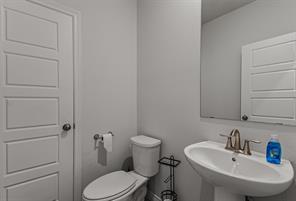 736 Carmen Street - Photo 22