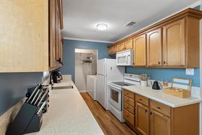 308 Hickory Drive - Photo 18