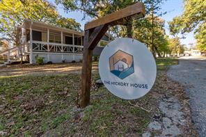 308 Hickory Drive - Photo 2