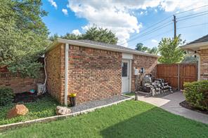 6902 Deloache Avenue - Photo 35