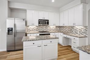 8508 Severn Court - Photo 16