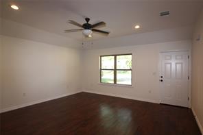 104 Boston Street - Photo 2