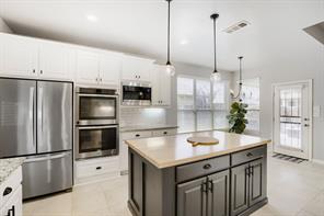 1105 Somerset Circle - Photo 10