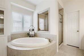 1105 Somerset Circle - Photo 16