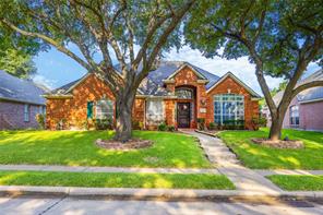 306 Fairfax Drive - Photo 1