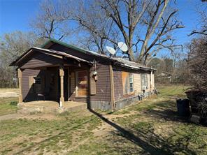 655 SE 5th Street SE - Photo 1