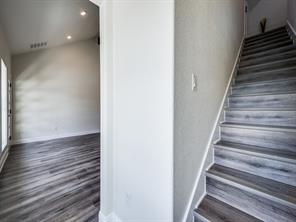 204 W Collins - Photo 15