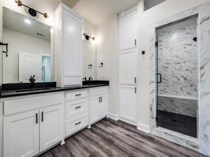 204 W Collins - Photo 17