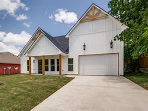204 W Collins - Photo 3