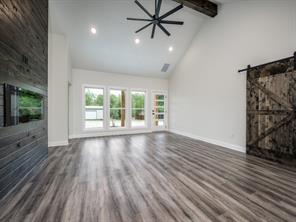 204 W Collins - Photo 9