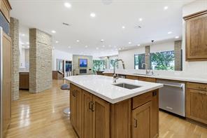 6816 Oak Hill Drive - Photo 10