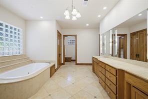 6816 Oak Hill Drive - Photo 19