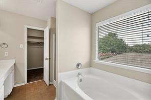 4402 Emerald Leaf Drive - Photo 20