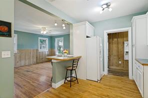 1716 Thomas Place - Photo 10