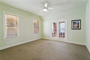 1716 Thomas Place - Photo 11