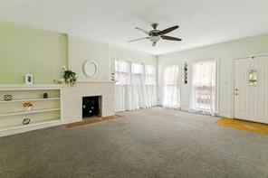 1716 Thomas Place - Photo 4