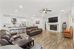327 Walnut Street - Photo 6