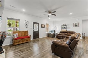 327 Walnut Street - Photo 7