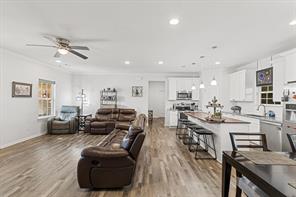 327 Walnut Street - Photo 9