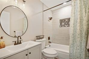 3621 Edgewood Drive - Photo 5