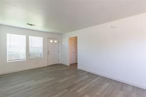 201 & 203 Bluebonnet Drive - Photo 4