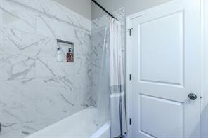 5305 Black Horse Court - Photo 18