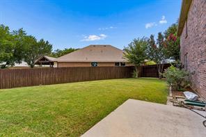 3800 Windy Point Drive - Photo 36