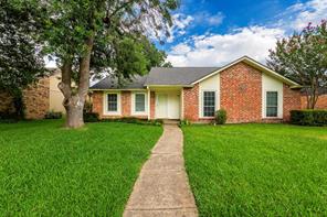 128 Kingsbridge Drive - Photo 1
