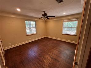 2320 Los Robles Drive - Photo 2