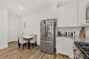 605 FRIENDSWOOD - Photo 13