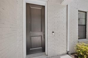 605 FRIENDSWOOD - Photo 3