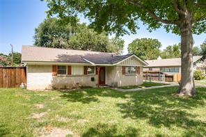412 Franklin Drive - Photo 2