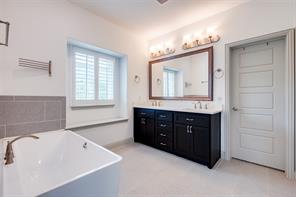7124 Soto Street - Photo 14