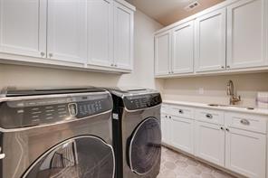 7124 Soto Street - Photo 23