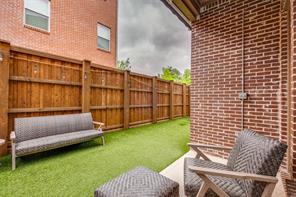 7124 Soto Street - Photo 24