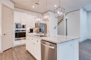 7124 Soto Street - Photo 4