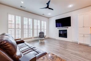7124 Soto Street - Photo 9