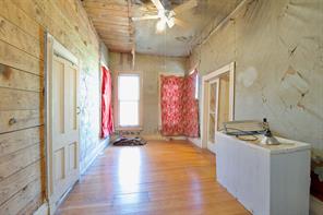 216 Fortune Street - Photo 3