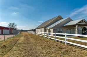 8829 N Highway 171 - Photo 3