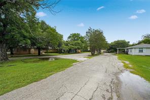2323 N 39th Street - Photo 3