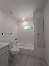 1337 ADELAIDE Drive - Photo 21