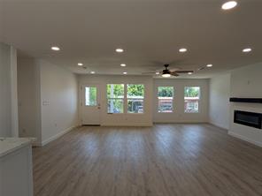 1337 ADELAIDE Drive - Photo 5