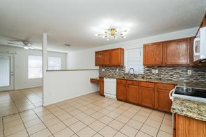 8717 Hunters Creek Drive - Photo 19