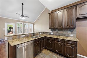 536 Forest Hill Drive - Photo 16