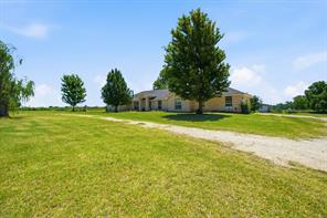 1640 County Road 185 - Photo 2