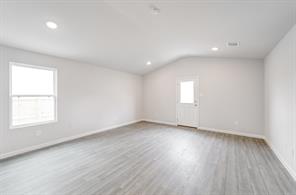 806 Somerset Way - Photo 5